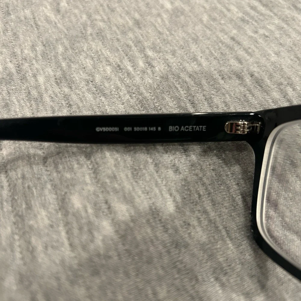 Givenchy Black Square Frames With Case and Cloth. GV50005I. - Picture 6 of 6